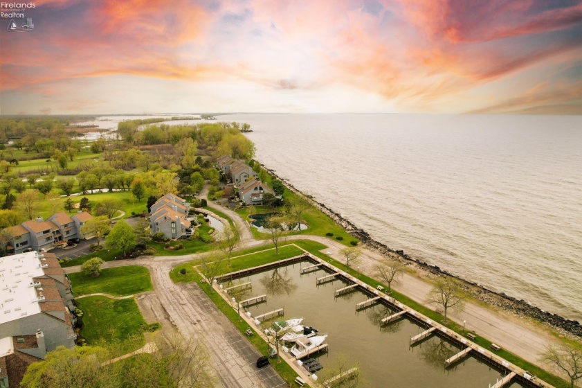 645 Mariner Village, Huron, 44839, 3 Bedrooms Bedrooms, ,3 BathroomsBathrooms,Residential,For Sale,Mariner Village,20260918