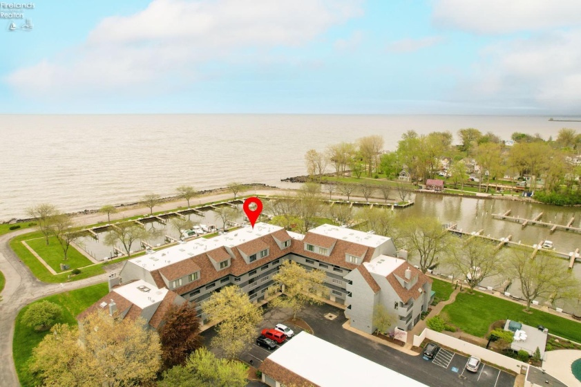 645 Mariner Village, Huron, 44839, 3 Bedrooms Bedrooms, ,3 BathroomsBathrooms,Residential,For Sale,Mariner Village,20260918