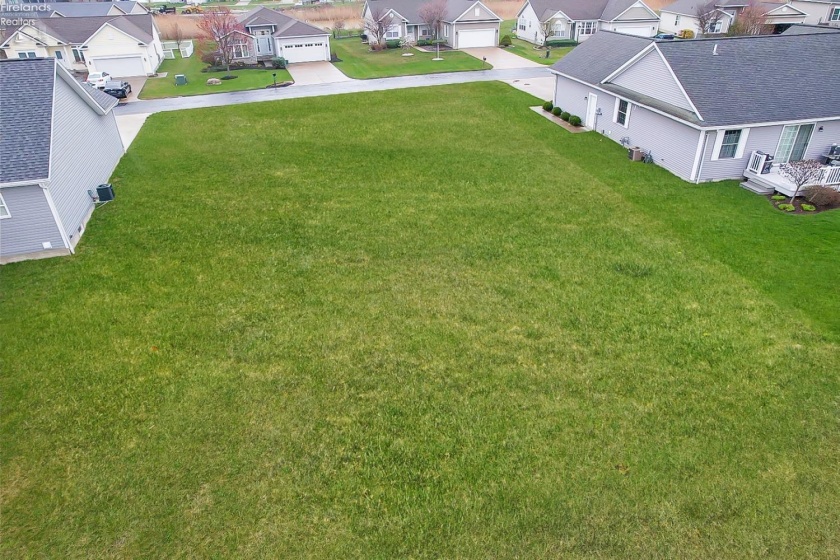 2710 Amherst, Port Clinton, 43452, ,Land,For Sale,Amherst,20260959