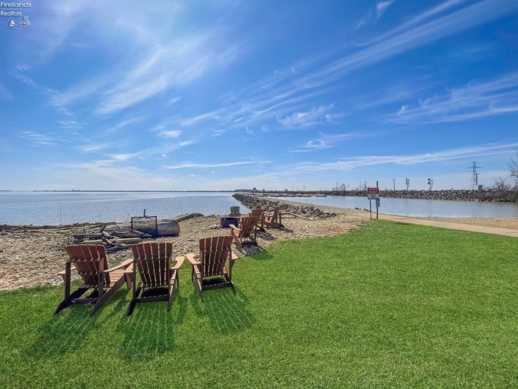 2710 Amherst, Port Clinton, 43452, ,Land,For Sale,Amherst,20260959