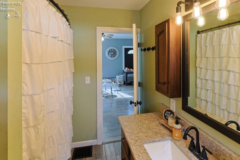 4010 Drake Road, Norwalk, 44857, 4 Bedrooms Bedrooms, ,2 BathroomsBathrooms,Residential,For Sale,Drake,20260950