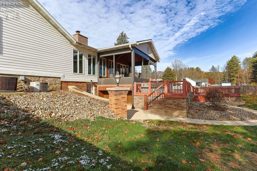 4010 Drake Road, Norwalk, 44857, 4 Bedrooms Bedrooms, ,2 BathroomsBathrooms,Residential,For Sale,Drake,20260950