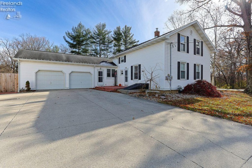 4010 Drake Road, Norwalk, 44857, 4 Bedrooms Bedrooms, ,2 BathroomsBathrooms,Residential,For Sale,Drake,20260950