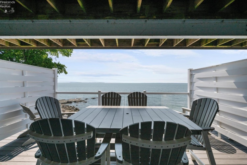 1254 Tri-motor, Put-In-Bay, 43456, 4 Bedrooms Bedrooms, ,2 BathroomsBathrooms,Residential,For Sale,Tri-motor,20260961