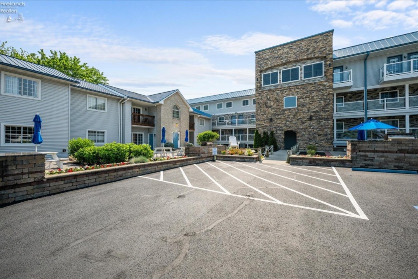 1254 Tri-motor, Put-In-Bay, 43456, 4 Bedrooms Bedrooms, ,2 BathroomsBathrooms,Residential,For Sale,Tri-motor,20260961