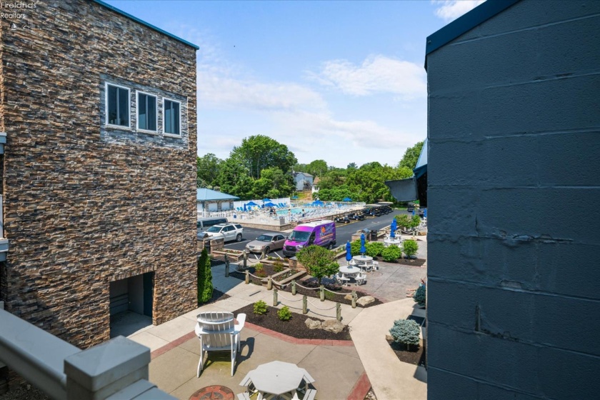 1254 Tri-motor, Put-In-Bay, 43456, 4 Bedrooms Bedrooms, ,2 BathroomsBathrooms,Residential,For Sale,Tri-motor,20260961