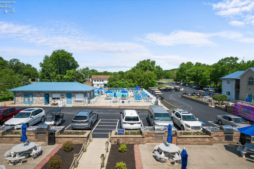 1254 Tri-motor, Put-In-Bay, 43456, 4 Bedrooms Bedrooms, ,2 BathroomsBathrooms,Residential,For Sale,Tri-motor,20260961