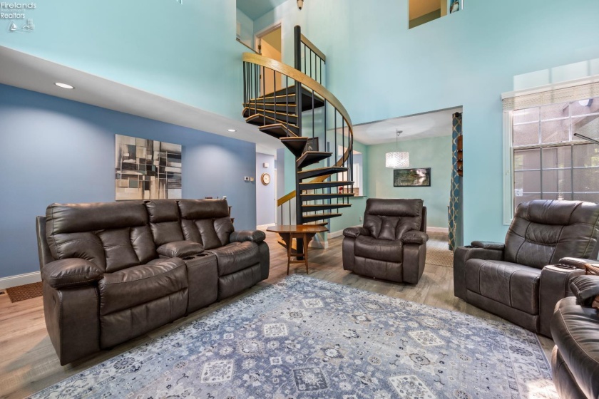 4370 Marin Woods Drive, Port Clinton, 43452, 2 Bedrooms Bedrooms, ,3 BathroomsBathrooms,Residential,For Sale,Marin Woods,20260965