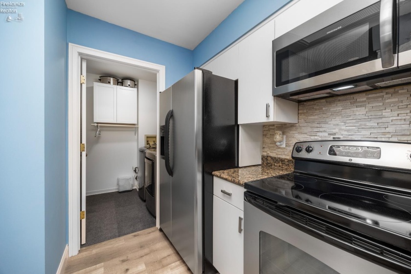 4370 Marin Woods Drive, Port Clinton, 43452, 2 Bedrooms Bedrooms, ,3 BathroomsBathrooms,Residential,For Sale,Marin Woods,20260965