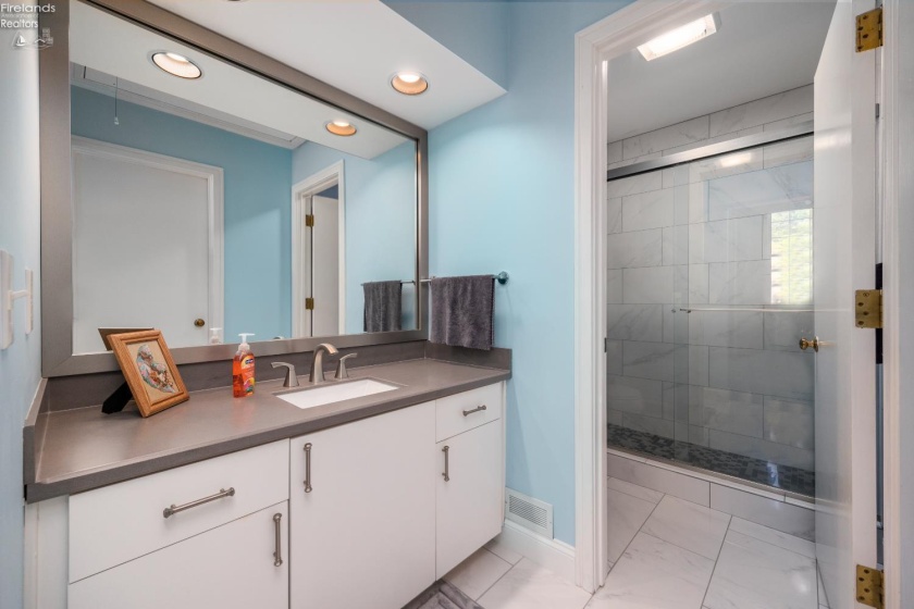 4370 Marin Woods Drive, Port Clinton, 43452, 2 Bedrooms Bedrooms, ,3 BathroomsBathrooms,Residential,For Sale,Marin Woods,20260965