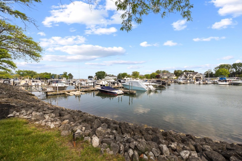 4370 Marin Woods Drive, Port Clinton, 43452, 2 Bedrooms Bedrooms, ,3 BathroomsBathrooms,Residential,For Sale,Marin Woods,20260965