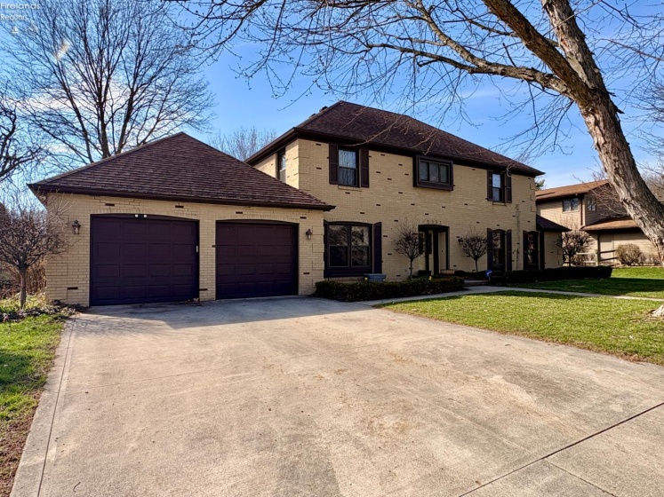 2533 Foxfire Lane, Findlay, 45840, 4 Bedrooms Bedrooms, ,3 BathroomsBathrooms,Residential,For Sale,Foxfire,20260964