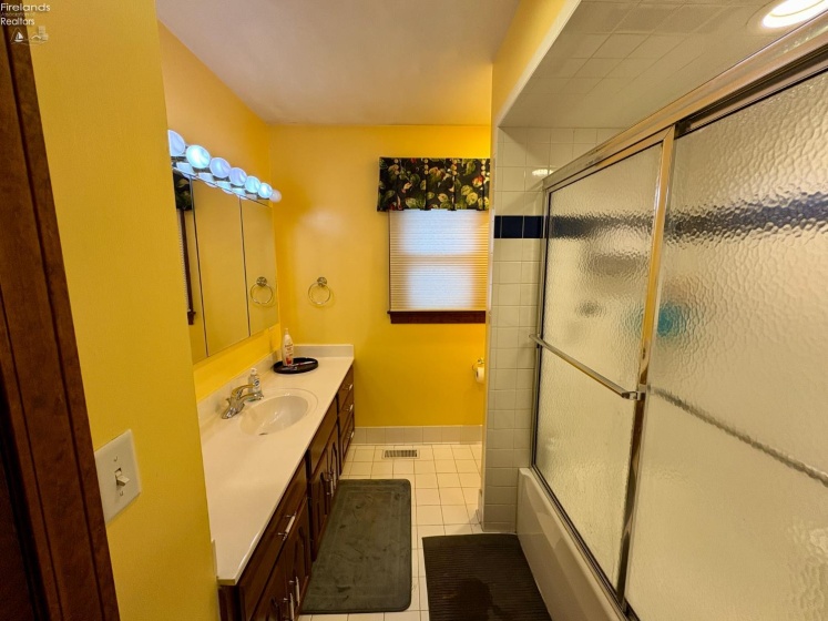 2533 Foxfire Lane, Findlay, 45840, 4 Bedrooms Bedrooms, ,3 BathroomsBathrooms,Residential,For Sale,Foxfire,20260964