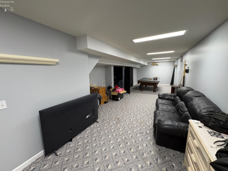 2533 Foxfire Lane, Findlay, 45840, 4 Bedrooms Bedrooms, ,3 BathroomsBathrooms,Residential,For Sale,Foxfire,20260964