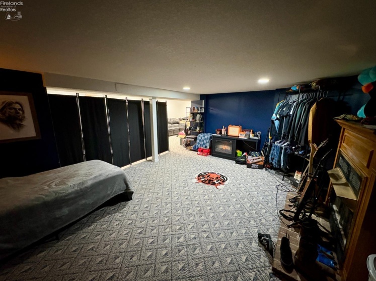 2533 Foxfire Lane, Findlay, 45840, 4 Bedrooms Bedrooms, ,3 BathroomsBathrooms,Residential,For Sale,Foxfire,20260964