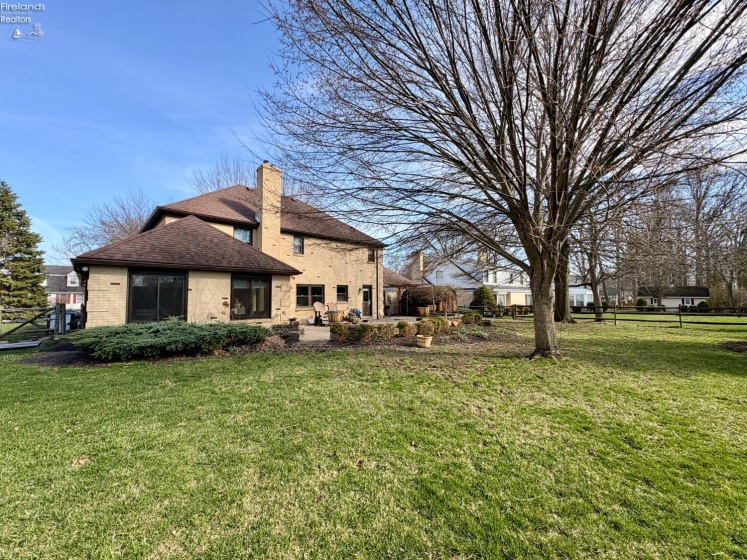 2533 Foxfire Lane, Findlay, 45840, 4 Bedrooms Bedrooms, ,3 BathroomsBathrooms,Residential,For Sale,Foxfire,20260964