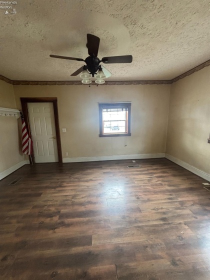 54 Raymond Avenue, Shelby, 44875, ,Multiple Units,For Sale,Raymond,20260968