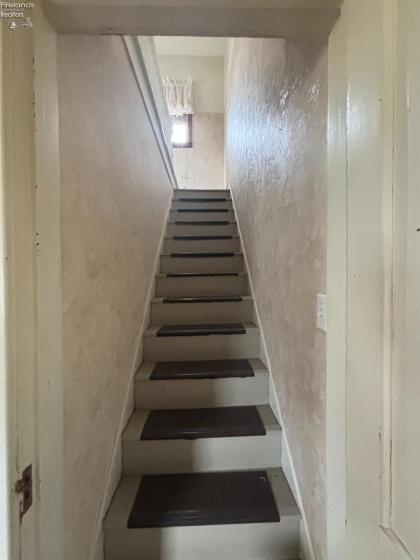 54 Raymond Avenue, Shelby, 44875, ,Multiple Units,For Sale,Raymond,20260968