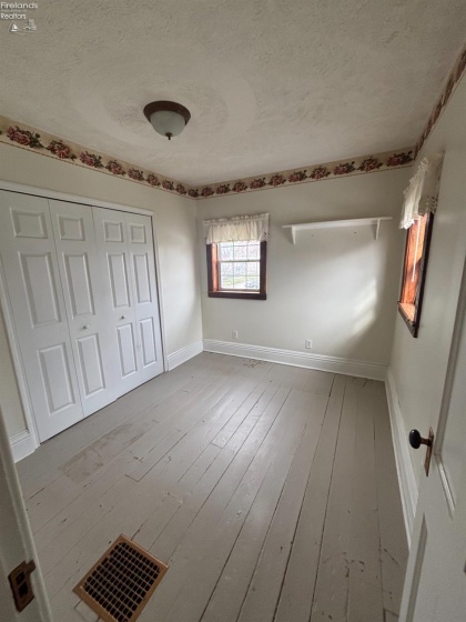 54 Raymond Avenue, Shelby, 44875, ,Multiple Units,For Sale,Raymond,20260968