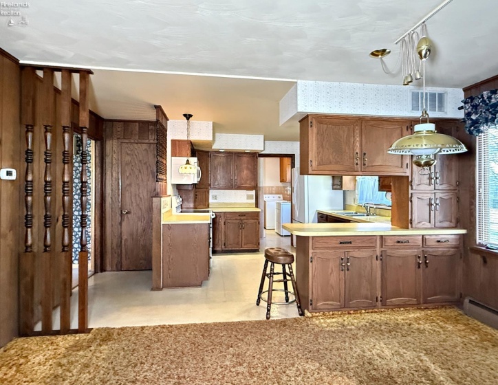 96 Lindsay Avenue, Tiffin, 44883, 3 Bedrooms Bedrooms, ,2 BathroomsBathrooms,Residential,For Sale,Lindsay,20260945