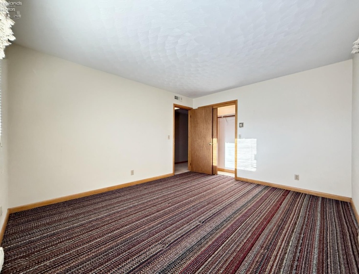 96 Lindsay Avenue, Tiffin, 44883, 3 Bedrooms Bedrooms, ,2 BathroomsBathrooms,Residential,For Sale,Lindsay,20260945