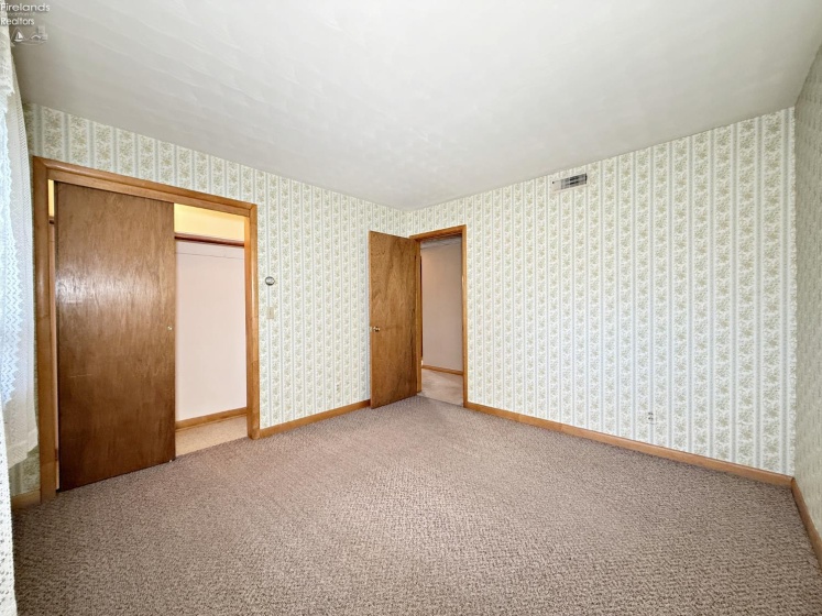 96 Lindsay Avenue, Tiffin, 44883, 3 Bedrooms Bedrooms, ,2 BathroomsBathrooms,Residential,For Sale,Lindsay,20260945