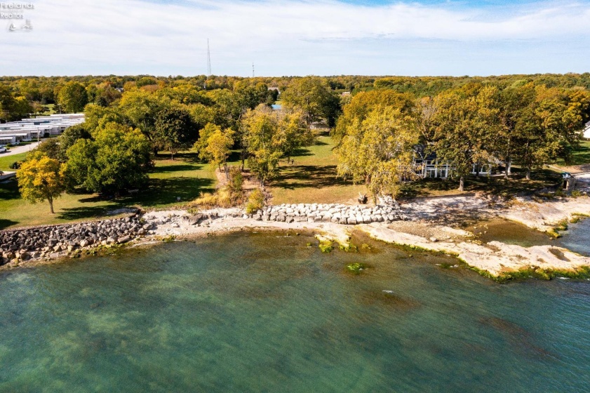 5570 White Tail, Port Clinton, 43452, 3 Bedrooms Bedrooms, ,2 BathroomsBathrooms,Residential,For Sale,White Tail,20260978