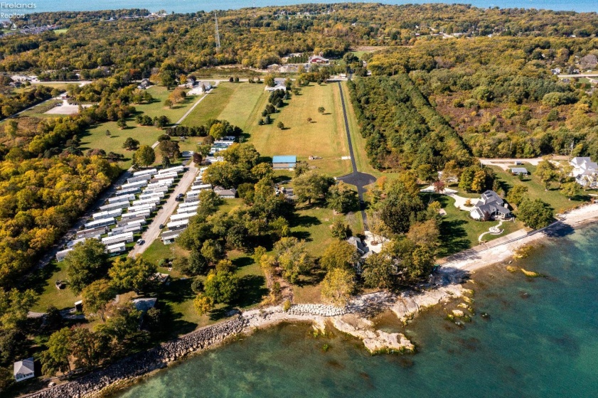 5570 White Tail, Port Clinton, 43452, 3 Bedrooms Bedrooms, ,2 BathroomsBathrooms,Residential,For Sale,White Tail,20260978