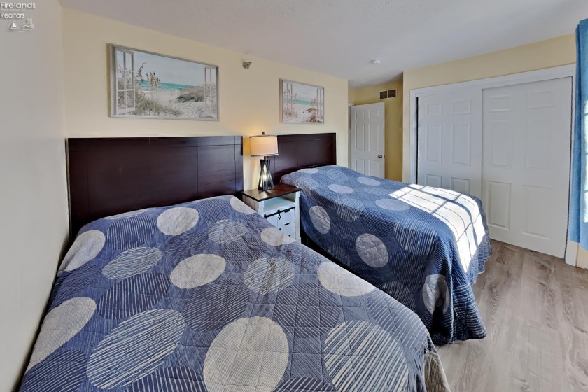 1230 Tri-motor, Put-In-Bay, 43456, 2 Bedrooms Bedrooms, ,2 BathroomsBathrooms,Residential,For Sale,Tri-motor,20260971