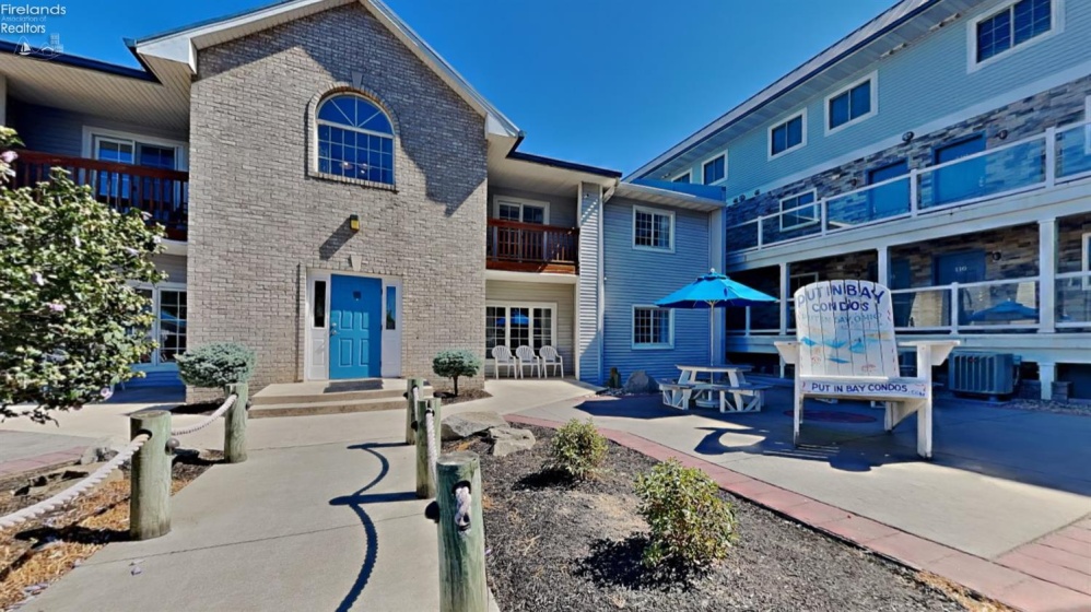 1230 Tri-motor, Put-In-Bay, 43456, 2 Bedrooms Bedrooms, ,2 BathroomsBathrooms,Residential,For Sale,Tri-motor,20260971