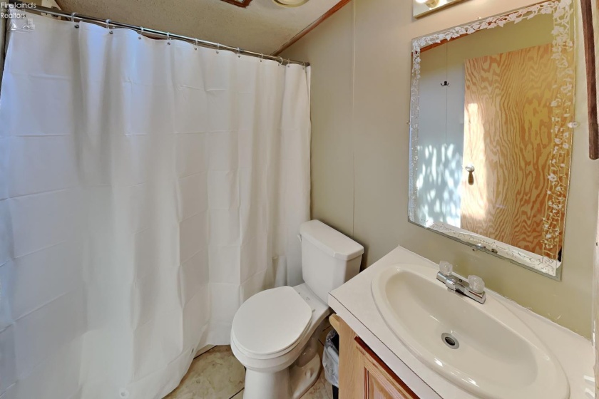 1640 Hazards Alley, Put-In-Bay, 43456, 3 Bedrooms Bedrooms, ,2 BathroomsBathrooms,Residential,For Sale,Hazards Alley,20260969