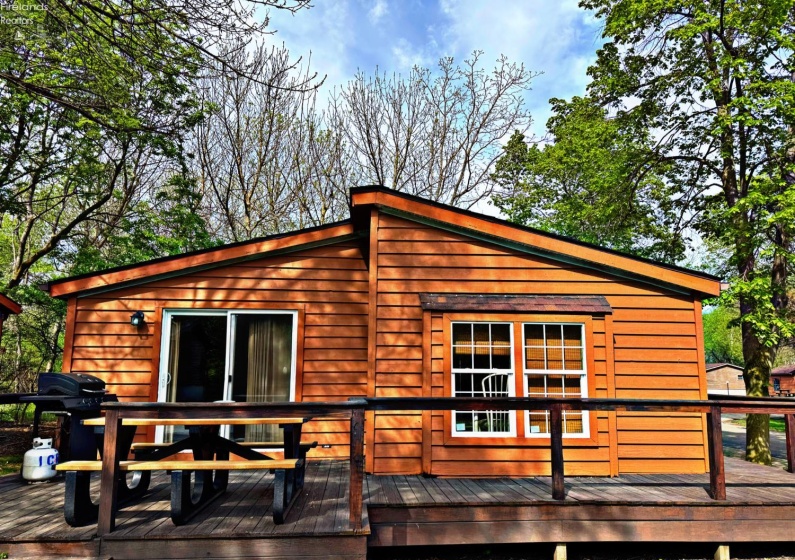 1640 Hazards Alley, Put-In-Bay, 43456, 3 Bedrooms Bedrooms, ,2 BathroomsBathrooms,Residential,For Sale,Hazards Alley,20260969