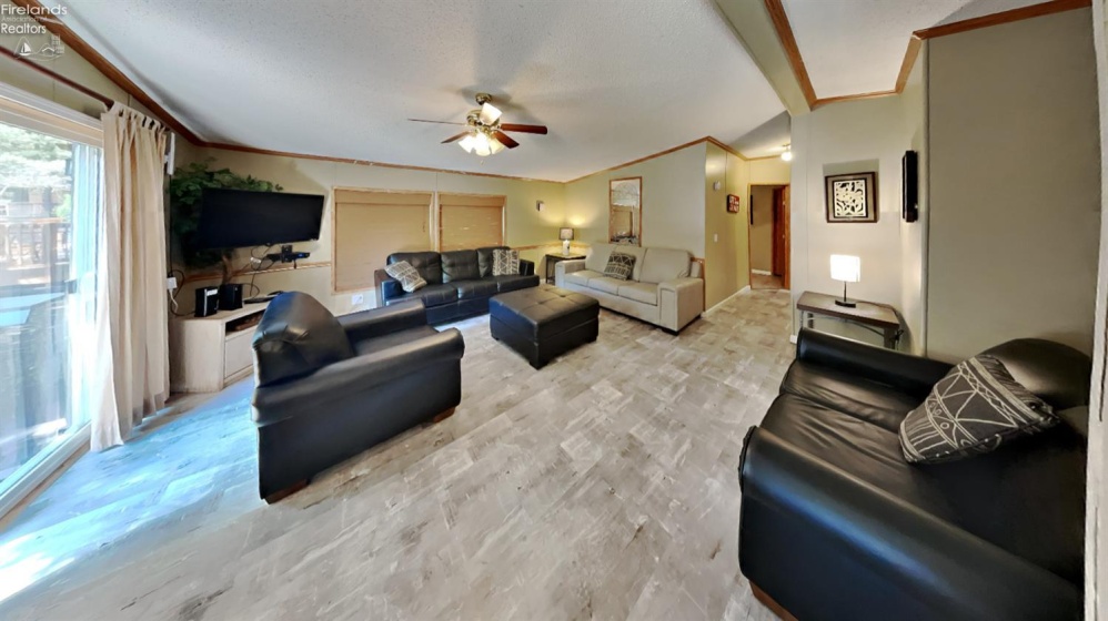 1640 Hazards Alley, Put-In-Bay, 43456, 3 Bedrooms Bedrooms, ,2 BathroomsBathrooms,Residential,For Sale,Hazards Alley,20260969