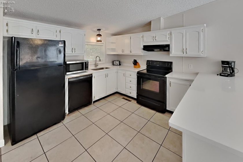 1599 Starboard Trail, Put-In-Bay, 43456, 3 Bedrooms Bedrooms, ,2 BathroomsBathrooms,Residential,For Sale,Starboard,20260958