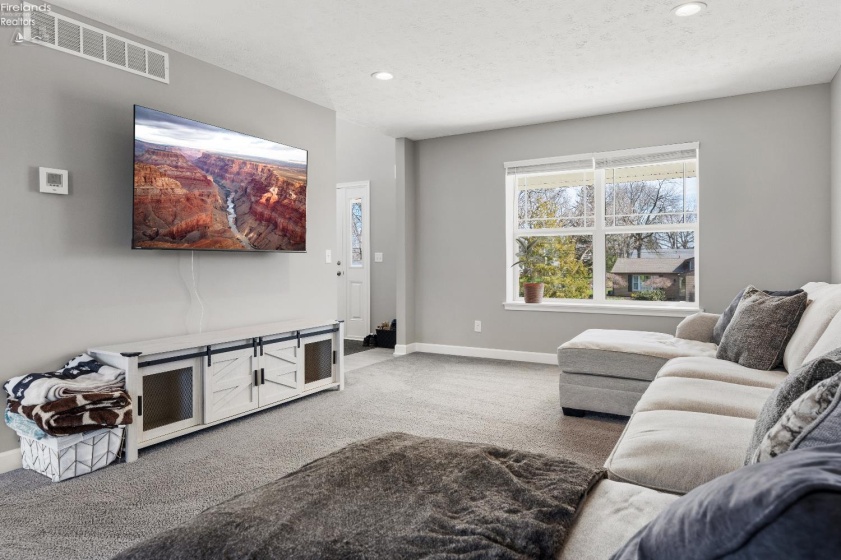 3712 Delwood Drive, Port Clinton, 43452, 3 Bedrooms Bedrooms, ,3 BathroomsBathrooms,Residential,For Sale,Delwood,20260881