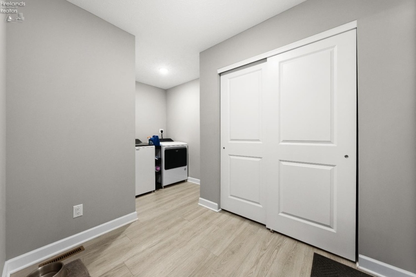 3712 Delwood Drive, Port Clinton, 43452, 3 Bedrooms Bedrooms, ,3 BathroomsBathrooms,Residential,For Sale,Delwood,20260881