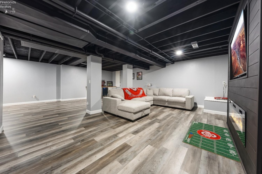 3712 Delwood Drive, Port Clinton, 43452, 3 Bedrooms Bedrooms, ,3 BathroomsBathrooms,Residential,For Sale,Delwood,20260881