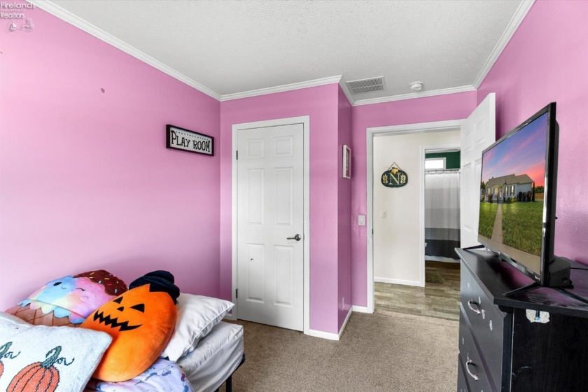 101 Nathan Drive, Clyde, 43410, 3 Bedrooms Bedrooms, ,2 BathroomsBathrooms,Residential,For Sale,Nathan,20260615