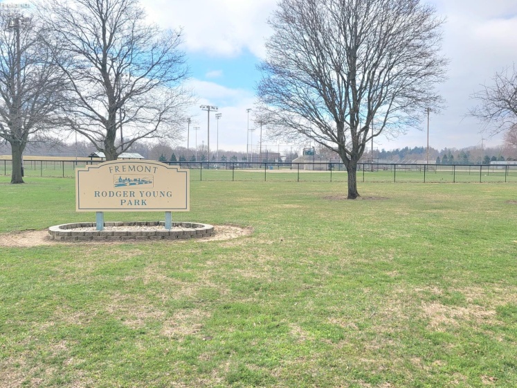 748 S. Front, Fremont, 43420, 3 Bedrooms Bedrooms, ,1 BathroomBathrooms,Residential,For Sale,S. Front,20260937