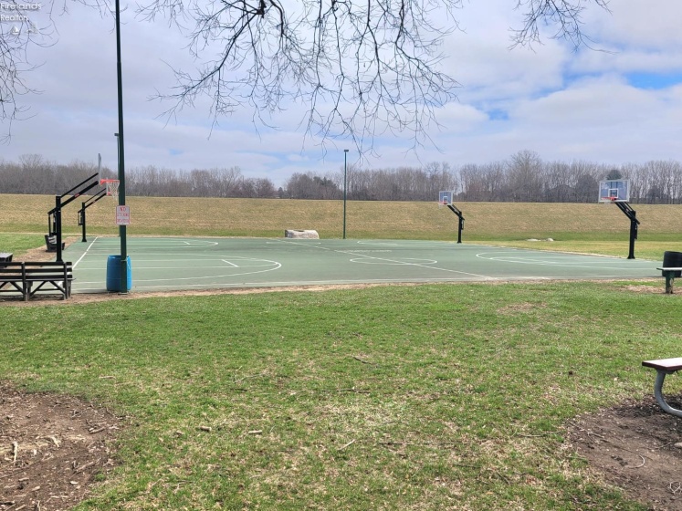 748 S. Front, Fremont, 43420, 3 Bedrooms Bedrooms, ,1 BathroomBathrooms,Residential,For Sale,S. Front,20260937