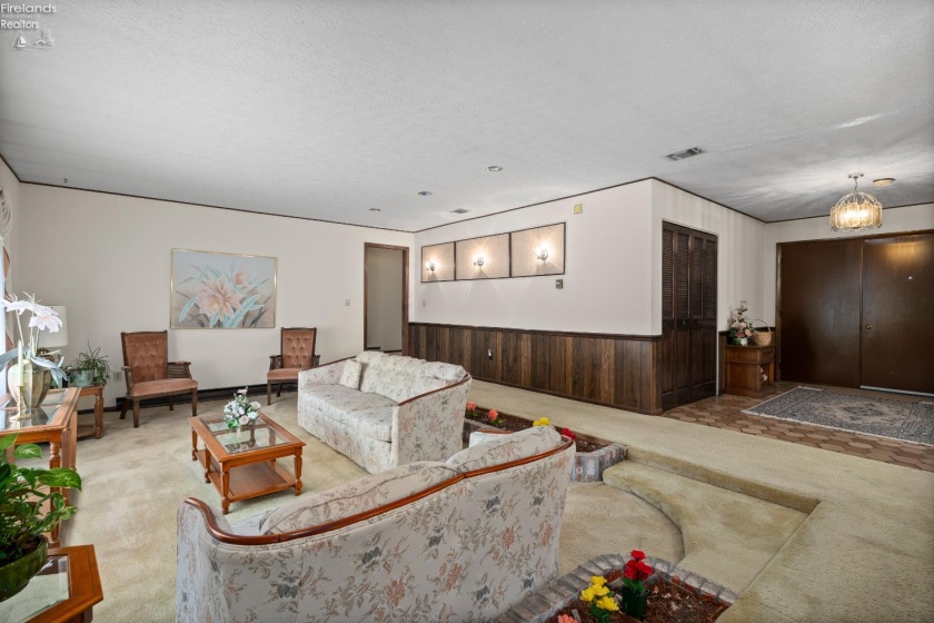 5804 McCartney Road, Sandusky, 44870, 3 Bedrooms Bedrooms, ,3 BathroomsBathrooms,Residential,For Sale,McCartney,20260997