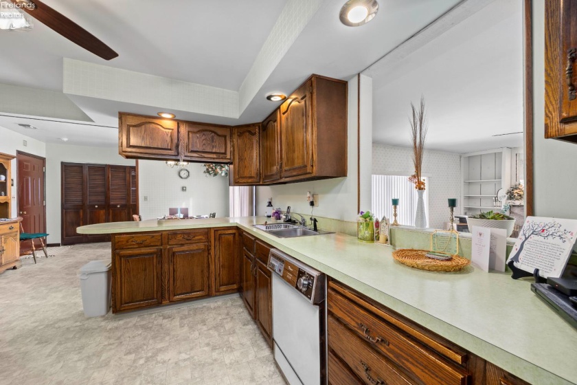 5804 McCartney Road, Sandusky, 44870, 3 Bedrooms Bedrooms, ,3 BathroomsBathrooms,Residential,For Sale,McCartney,20260997