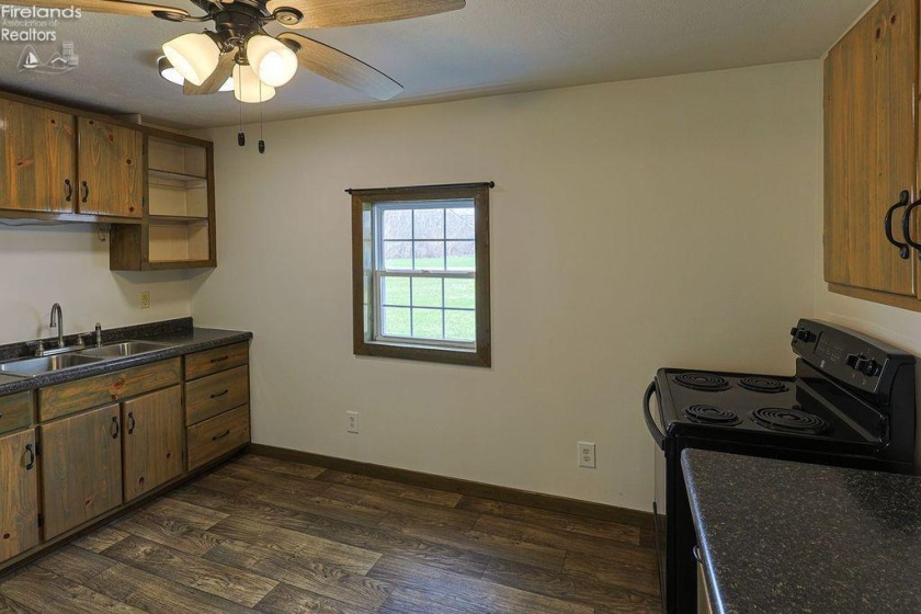 250 Woodlawn Avenue, Norwalk, 44857, 2 Bedrooms Bedrooms, ,1 BathroomBathrooms,Residential,For Sale,Woodlawn,20260986