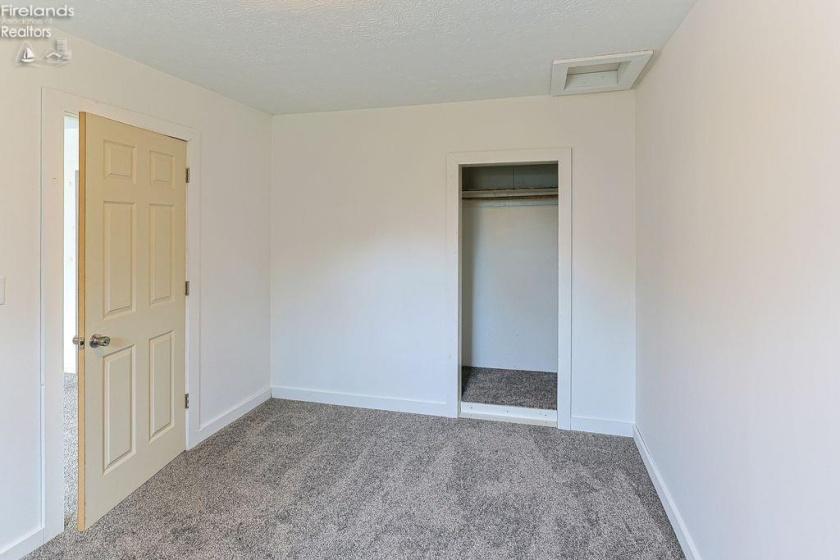 250 Woodlawn Avenue, Norwalk, 44857, 2 Bedrooms Bedrooms, ,1 BathroomBathrooms,Residential,For Sale,Woodlawn,20260986