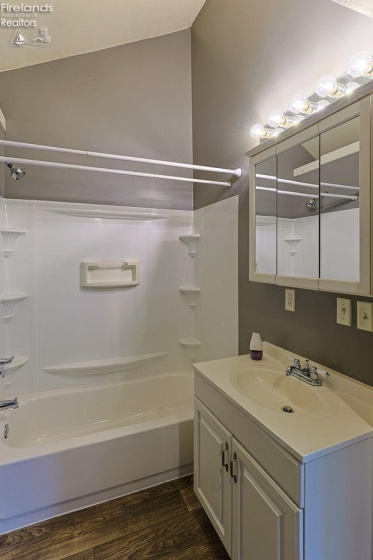 250 Woodlawn Avenue, Norwalk, 44857, 2 Bedrooms Bedrooms, ,1 BathroomBathrooms,Residential,For Sale,Woodlawn,20260986