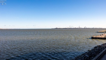 401 Shoreline Drive, Sandusky, 44870, 3 Bedrooms Bedrooms, ,2 BathroomsBathrooms,Residential,For Sale,Shoreline,20260878