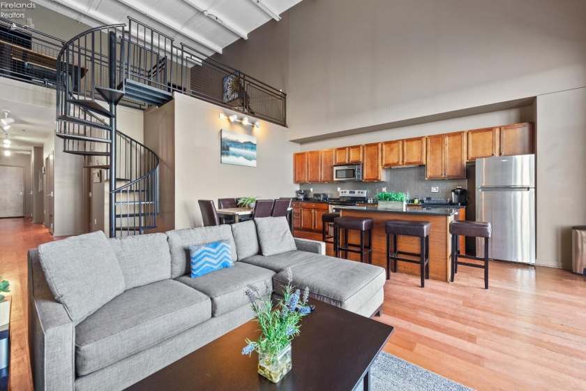 401 Shoreline Drive, Sandusky, 44870, 3 Bedrooms Bedrooms, ,2 BathroomsBathrooms,Residential,For Sale,Shoreline,20260878