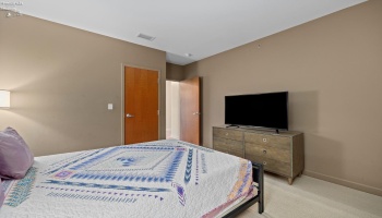 401 Shoreline Drive, Sandusky, 44870, 3 Bedrooms Bedrooms, ,2 BathroomsBathrooms,Residential,For Sale,Shoreline,20260878