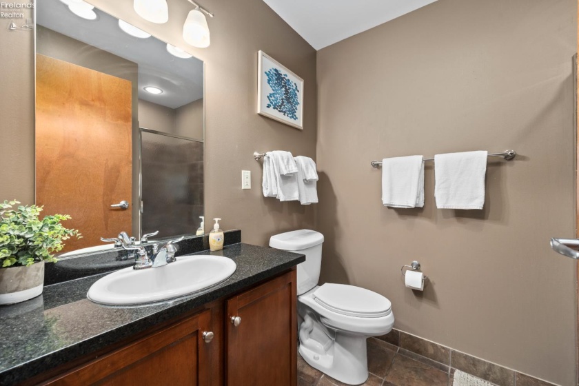 401 Shoreline Drive, Sandusky, 44870, 3 Bedrooms Bedrooms, ,2 BathroomsBathrooms,Residential,For Sale,Shoreline,20260878