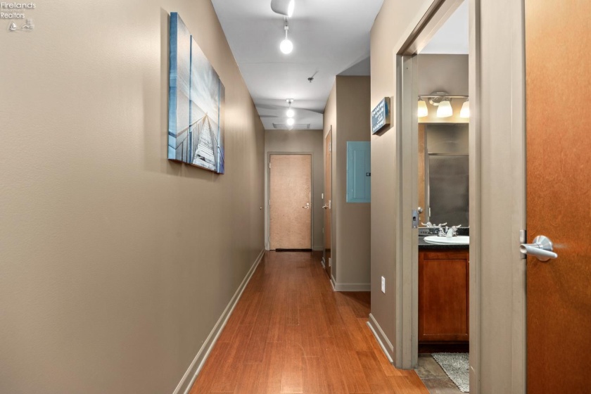 401 Shoreline Drive, Sandusky, 44870, 3 Bedrooms Bedrooms, ,2 BathroomsBathrooms,Residential,For Sale,Shoreline,20260878